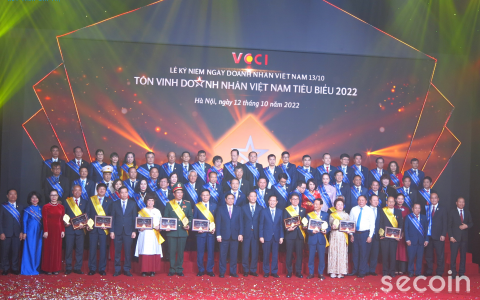 6 doanh nhân TP.HCM được trao tặng danh hiệu “Doanh nhân Việt Nam tiêu biểu” năm 2022